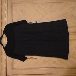 Anne Taylor Plain front and eyelet back mini dress. Medium. Black